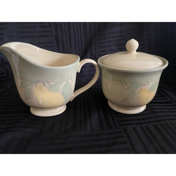 Pfaltzgraff pear bloom cream and sugar set with salt and pepper set - Picture 4 of 13